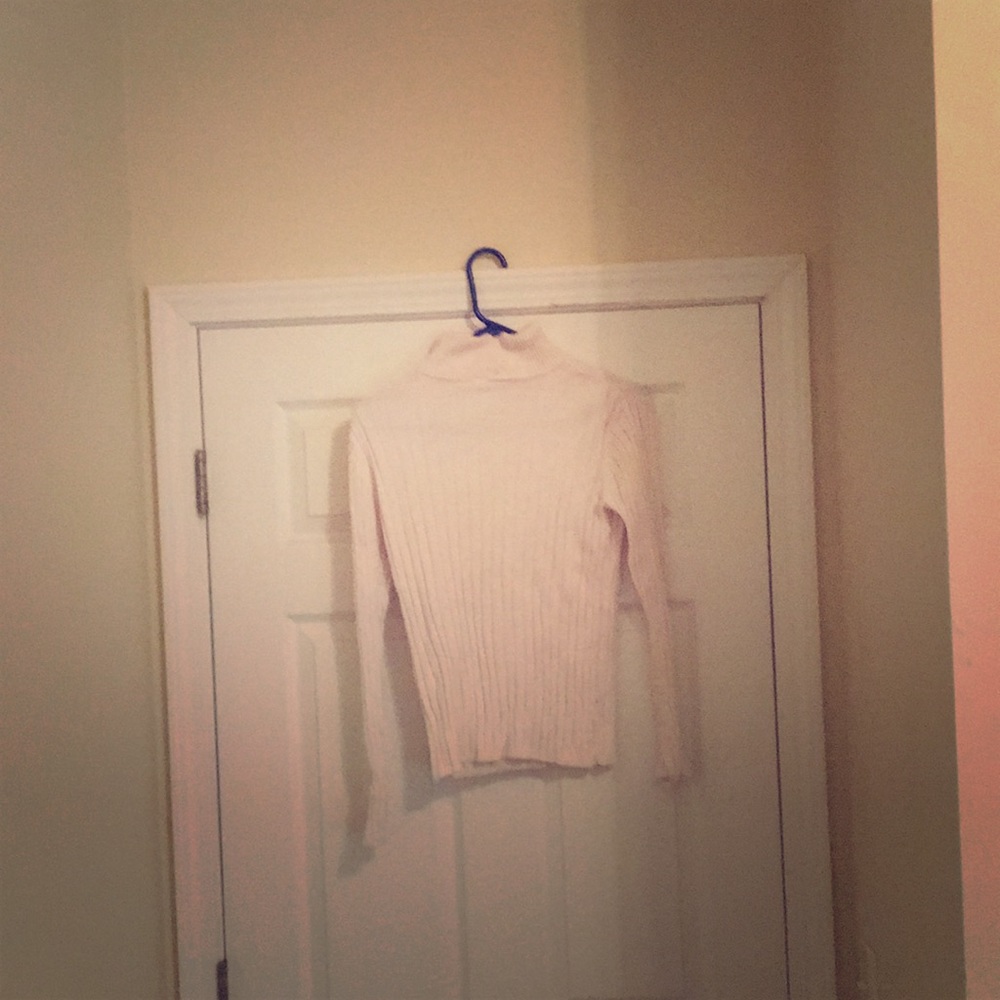 Am selling this beautiful sweater❤️❤️❤️❤️
